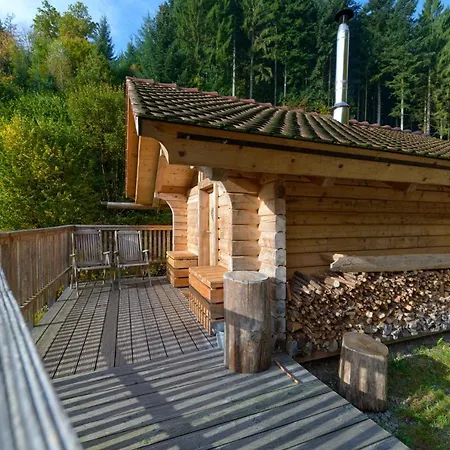 Campsite Schwarzwald Romantikhuette - Zweisamkeit - Mit Bettwaesche, Handtuecher Und Holz
