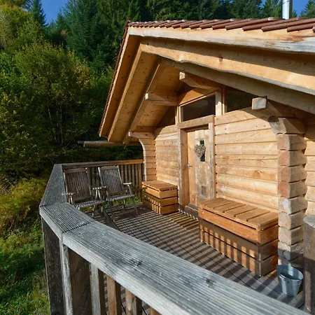 Campsite Schwarzwald Romantikhuette - Zweisamkeit - Mit Bettwaesche, Handtuecher Und Holz *